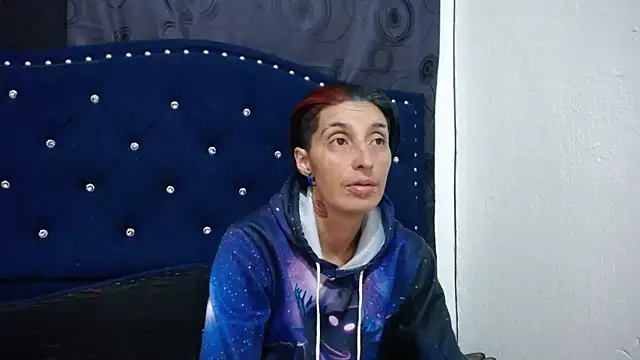 Snapshot of anyu1306 chatting on 02.19.25 anyu1306 online show from 02.19.25