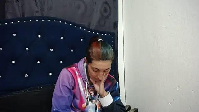 Snapshot of anyu1306 chatting on 03.04.25 anyu1306 online show from 03.04.25