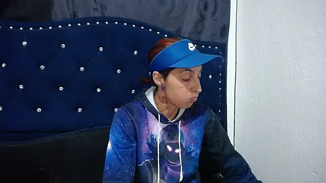 Snapshot of anyu1306 chatting on 03.18.25 anyu1306 online show from 03.18.25