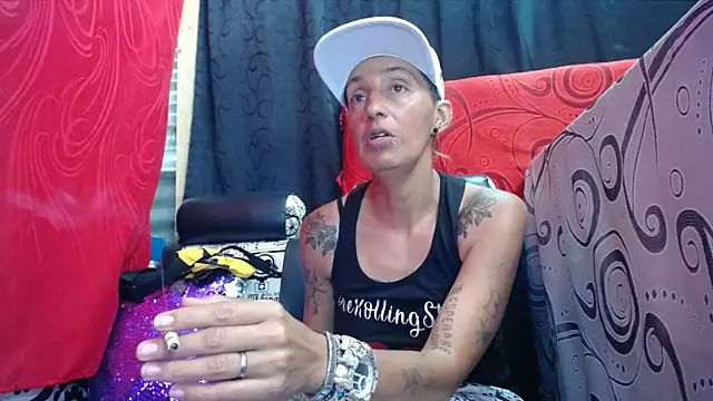 Snapshot of anyu1306 chatting on 09.10.25 anyu1306 online show from 09.10.25