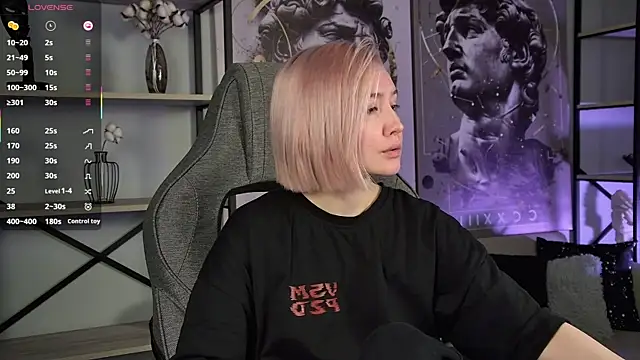 ReiYosimoto online show from 11.26.25