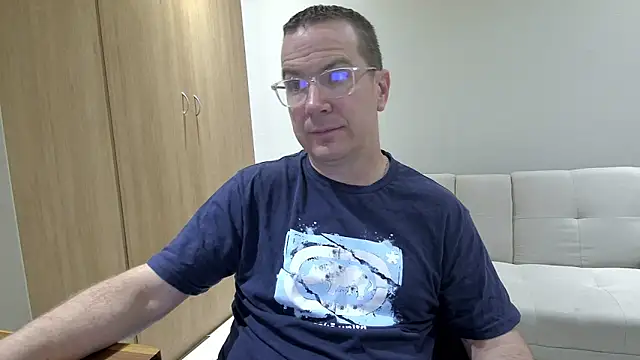 BrettJ81 online show from 03.31.26