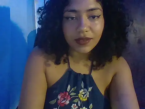 Snapshot of savanahottie chatting on 11.25.25 savanahottie online show from 11.25.25