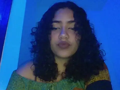 Snapshot of savanahottie chatting on 11.26.25 savanahottie online show from 11.26.25