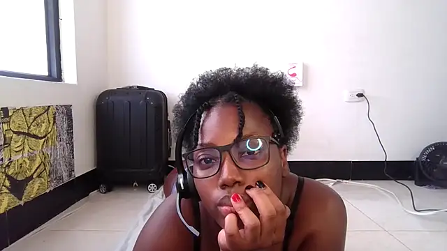 Snapshot of Ashaichious chatting on 10.17.25 Ashaichious online show from 10.17.25