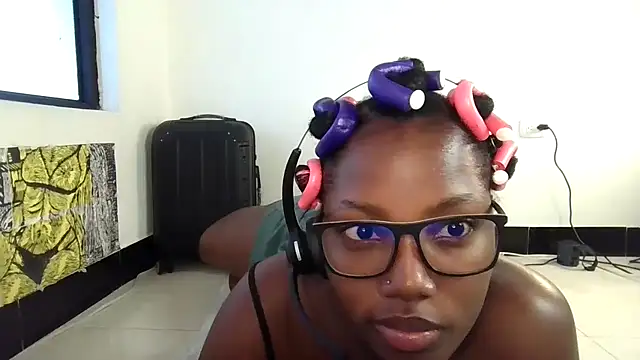 Snapshot of Ashaichious chatting on 11.13.25 Ashaichious online show from 11.13.25