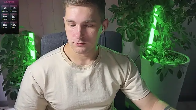 Snapshot of Sweeet__boy chatting on 03.09.25 Sweeet boy online show from 03.09.25