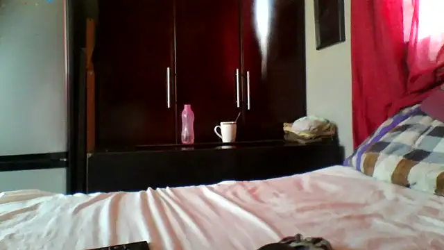 CandyBoobsXx online show from 11.13.25