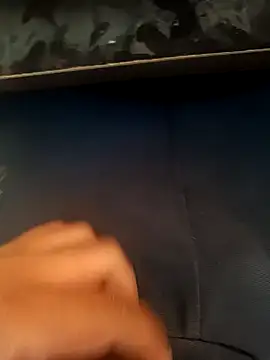 u wan me online show from 04.19.26