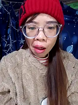   Mai-love19   online show from 11.30.25