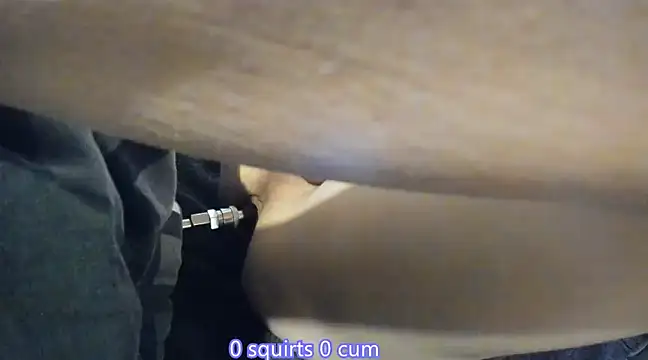 Snapshot of -sluttyass- chatting on 01.14.25 -sluttyass- online show from 01.14.25