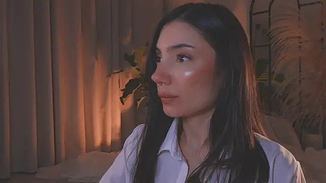 AmyArmstrong online show from 09.26.25