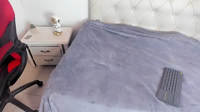 oliver price1 online show from 04.03.26