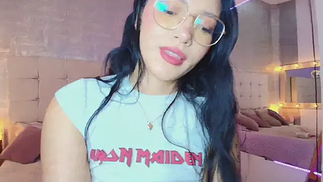 Snapshot of Baby_Venuss chatting on 03.03.25 Baby Venuss online show from 03.03.25