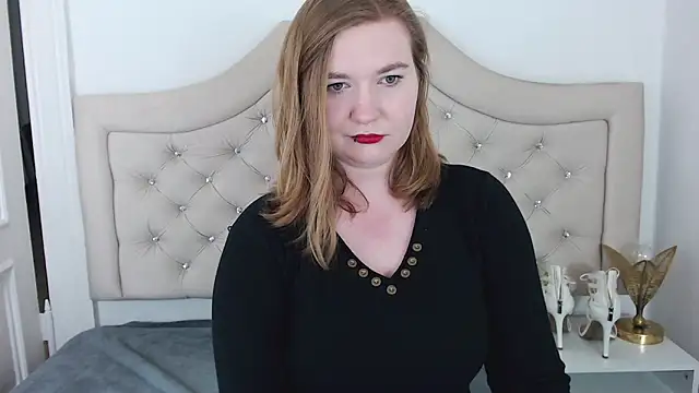 LaraDream online show from 01.10.25