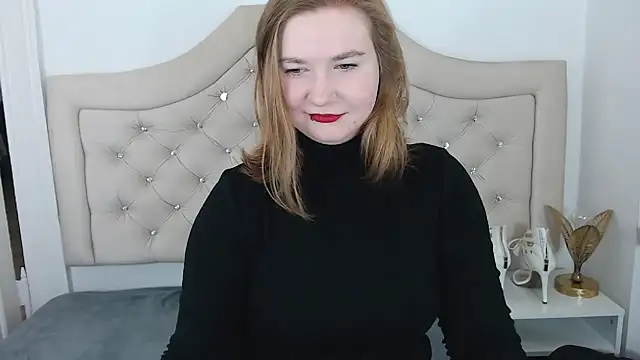 LaraDream online show from 01.20.25