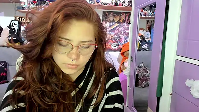Snapshot of soficammy chatting on 06.12.26 soficammy online show from 06.12.26