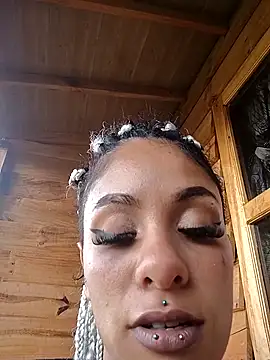 Snapshot of luci_fer_devil chatting on 12.16.25 luci fer devil online show from 12.16.25