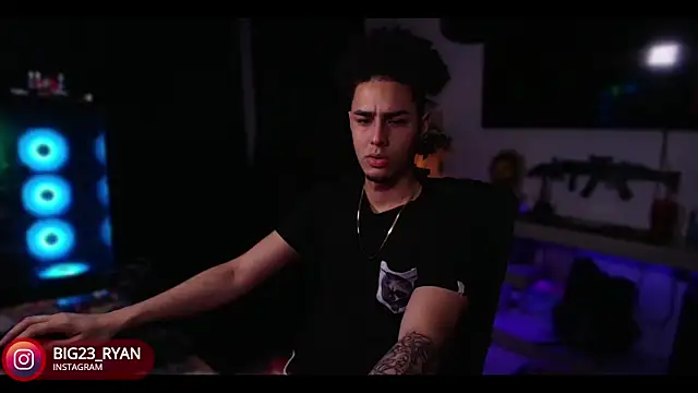 bigryann23 online show from 01.17.25