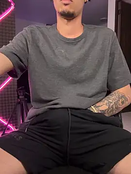 bigryann23 online show from 11.21.25