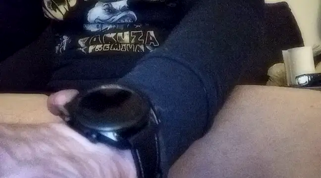 Snapshot of Affenarsch81 chatting on 12.02.24 Affenarsch81 online show from 12.02.24